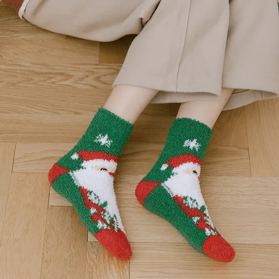 Wholesale Custom High Quality New Style Christmas Packing Socks Cute Colorful Santa Claus Coral Fleece Socks