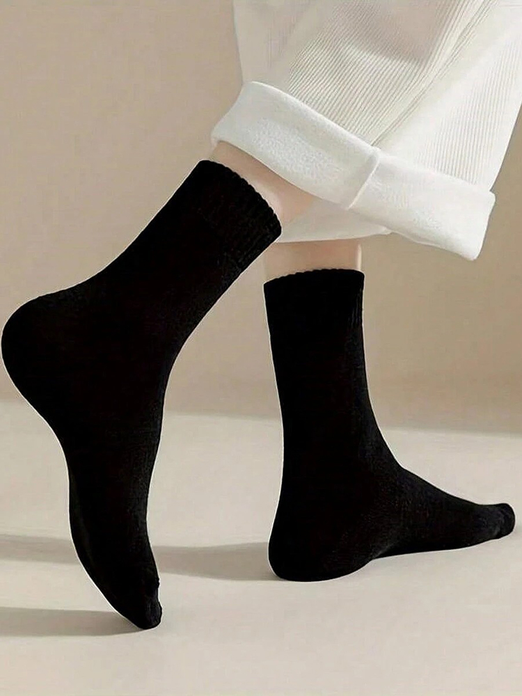 data protection women Autumn Winter Solid Color Mid Tube Socks Fashionable Versatile Warm Looped Soft Comfortable Casual Crew 