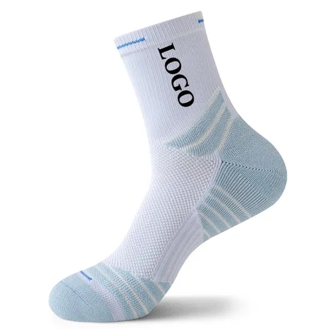 Design Your Logo Men Women Fitness Crew Sports Socks for Adults with Customized Logo Summer Autumn Sustainable Sporty Athletic Socks