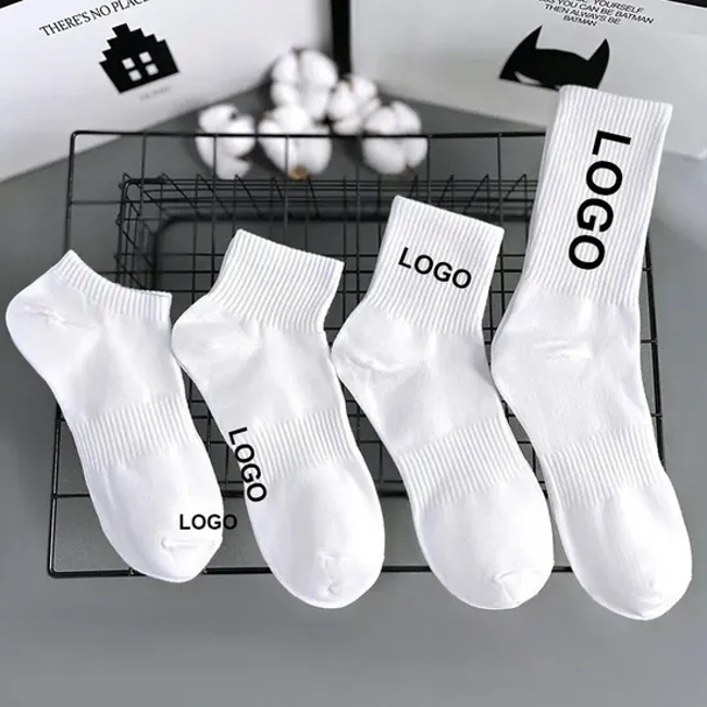 High Quality Custom Logo Outdoor Sport White Cotton Socks Men Black Letter Running Custom Basketball Socks