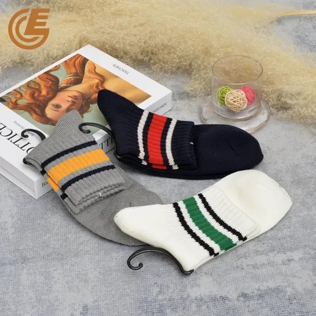 High-End Cotton Elite Breathable Men′s Crew Sock Manufacturer