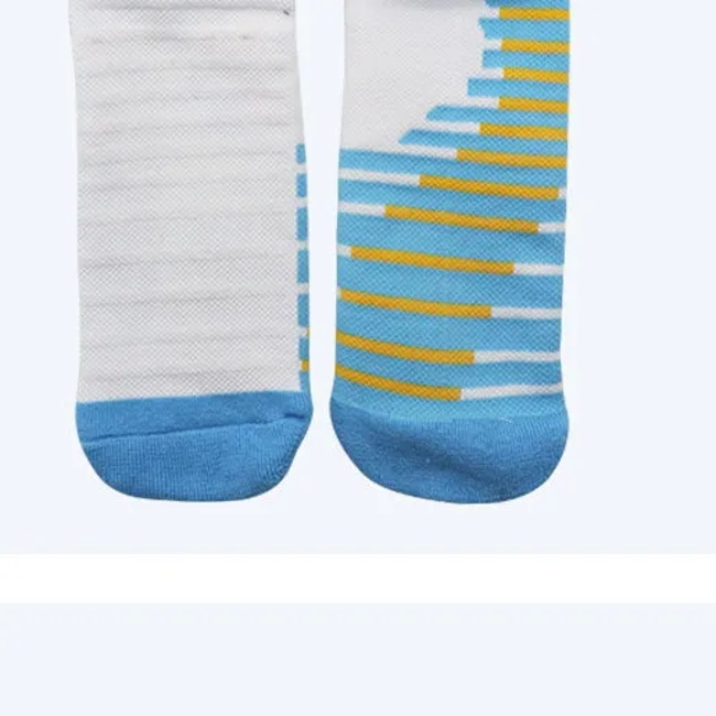 Wholesale Athletic Colorful Men Women Fashion Compression Cotton Crew Sport Anti Slip Football Sock