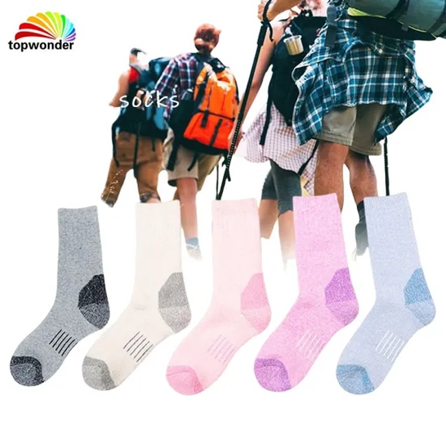 Customize and Wholesale Winter Thermal Sock Wool Sock Winter Outdoor Terry Sock Winter Sock Sports Sock in Many Colors and Sizes