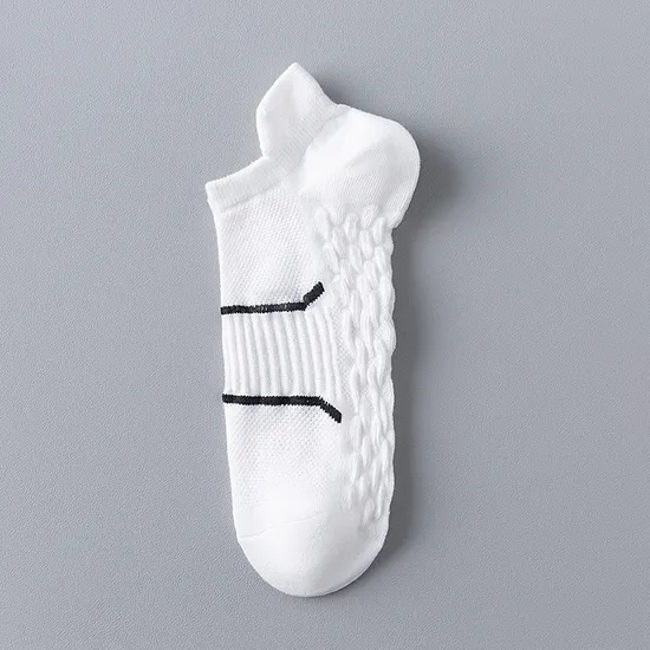 OEM Men′s Summer Thin Breathable Mesh Low-Cut Sports Socks Breathable Striped Ankle Business Socks for Men