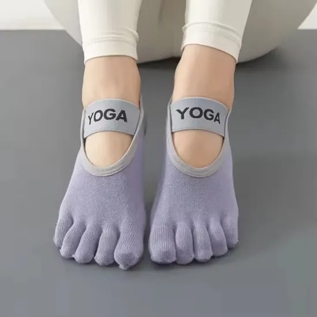 Yoga Ankle Indoor Anti Slip Professional Pilates Socks Custom Logo Yoga Socks Women Crew Non-Slip Socks with Grip