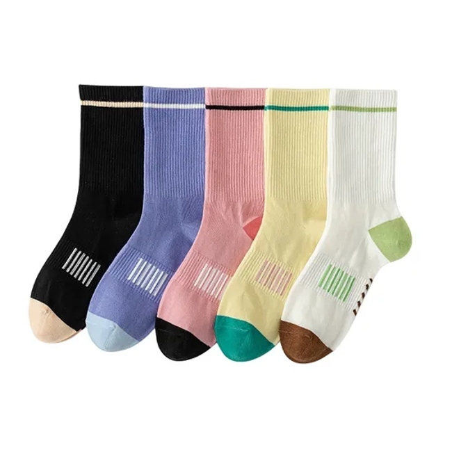 Anti Bacterial Breathable Skin-Friendly Women′s Fashion Cotton Ankle Crew Running Jogging Sports Terry Cushion Sock