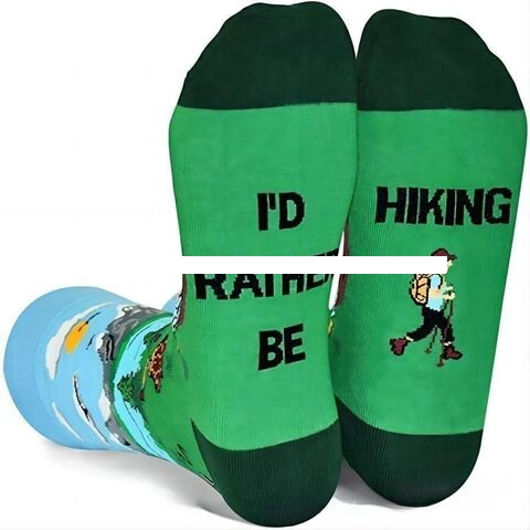 OEM Letter Socks Outdoor Camping Fishing Climbing Skiing Golf Crew Sports Socks For Wholesale