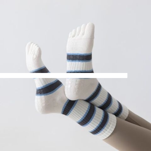 Factory stock in mid tube yoga socks non slip breathable high elastic cotton new five finger socks striped Pilates socks women