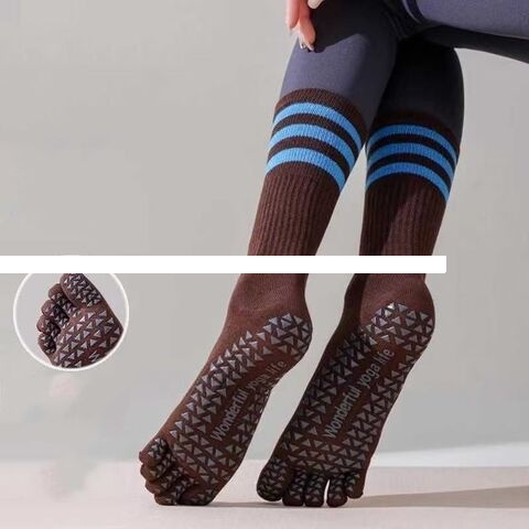 Factory stock long yoga socks non slip breathable high quality cotton dark five finger socks striped Pilates socks women
