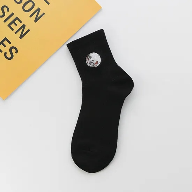 Custom Logo Design Embroidery Jacquard Business Anti-Bacterial Black and White Cotton Mens Tube Crew Socks