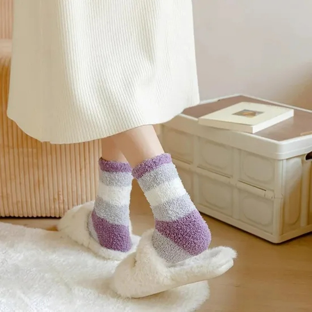 High Quality Fleece Fluffy Cabin Plush Warm Sleep Floor Socks Soft Cozy Winter Women Fuzzy Socks