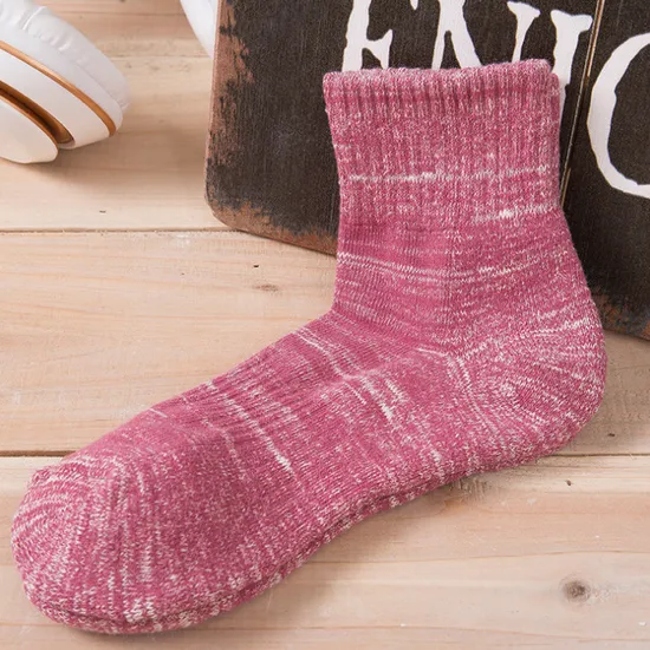 Adult Socks Wholesale Autumn and Winter New Ethnic Style Thick Needle Cotton Women′s Terry MID-Calf Socks