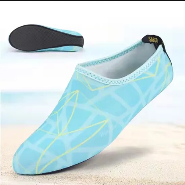 Anti-Slip Protect Women Neoprene Socks for Beach Soccer, Beach Volleyball