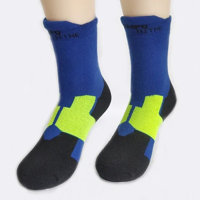Custom Logo Sports Compression Basketball China Socks Wholesale