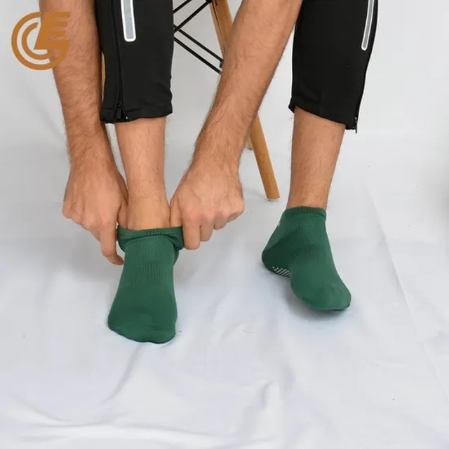 Qlm-321-6 Quick Dry Anti Slip Socks Compression Ankle Yoga Green Socks