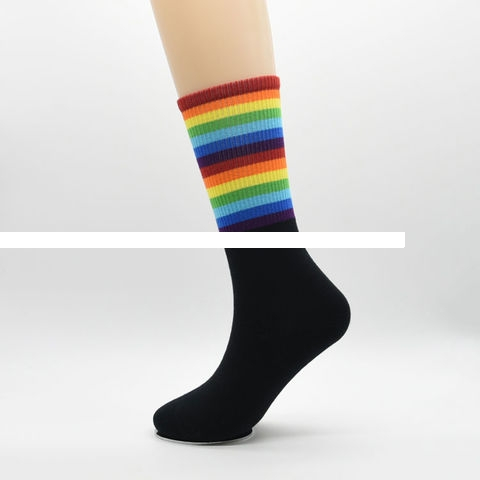 Wholesale Funny rainbow women girl fashion crew cotton design socks