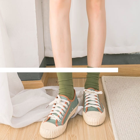 Renaissance Fall Fashion Original Design Retro Crew Socks Embossed Wind Combed Cotton Women s Socks
