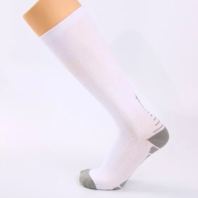 Custom Wholesale Breathable High Elastic Knee Cycling Compression Performance Socks for Outdoor Sports
