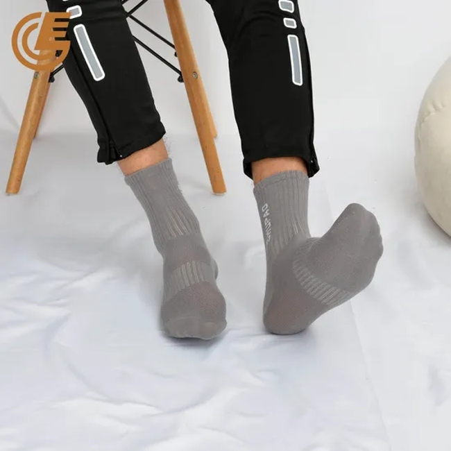 Qlm-325-11 Outdoor Quick Dry Breathable Cotton Compression Sports Socks