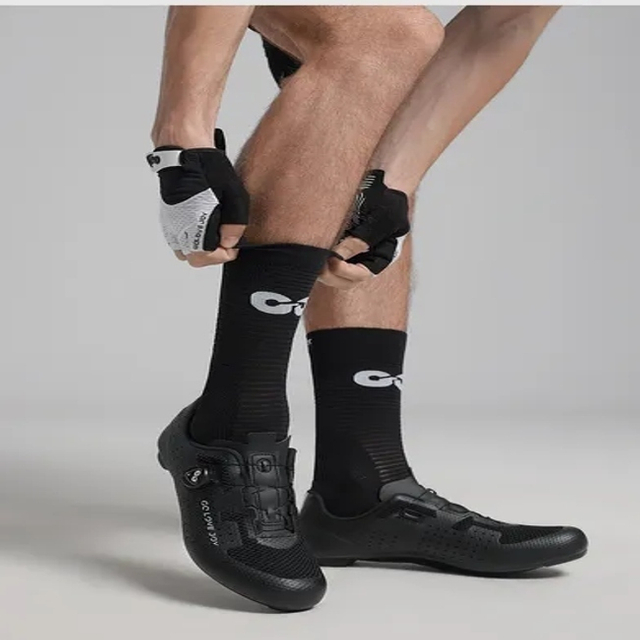 Customized Sports Cycling Socks, Running Socks, Quick Drying Breathable Compression Socks for Men