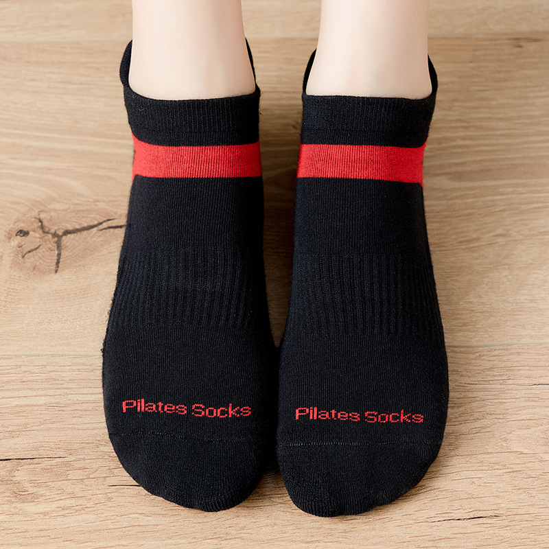 Discount Super mid tube adhesive yoga socks for women, non slip fitness five finger socks, independent bag Pilates 