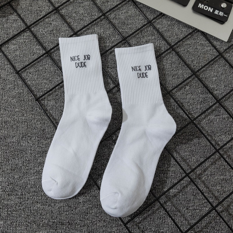 prompt dispatch Simple European and American street letters white s and women s socks sports hip hop college style 