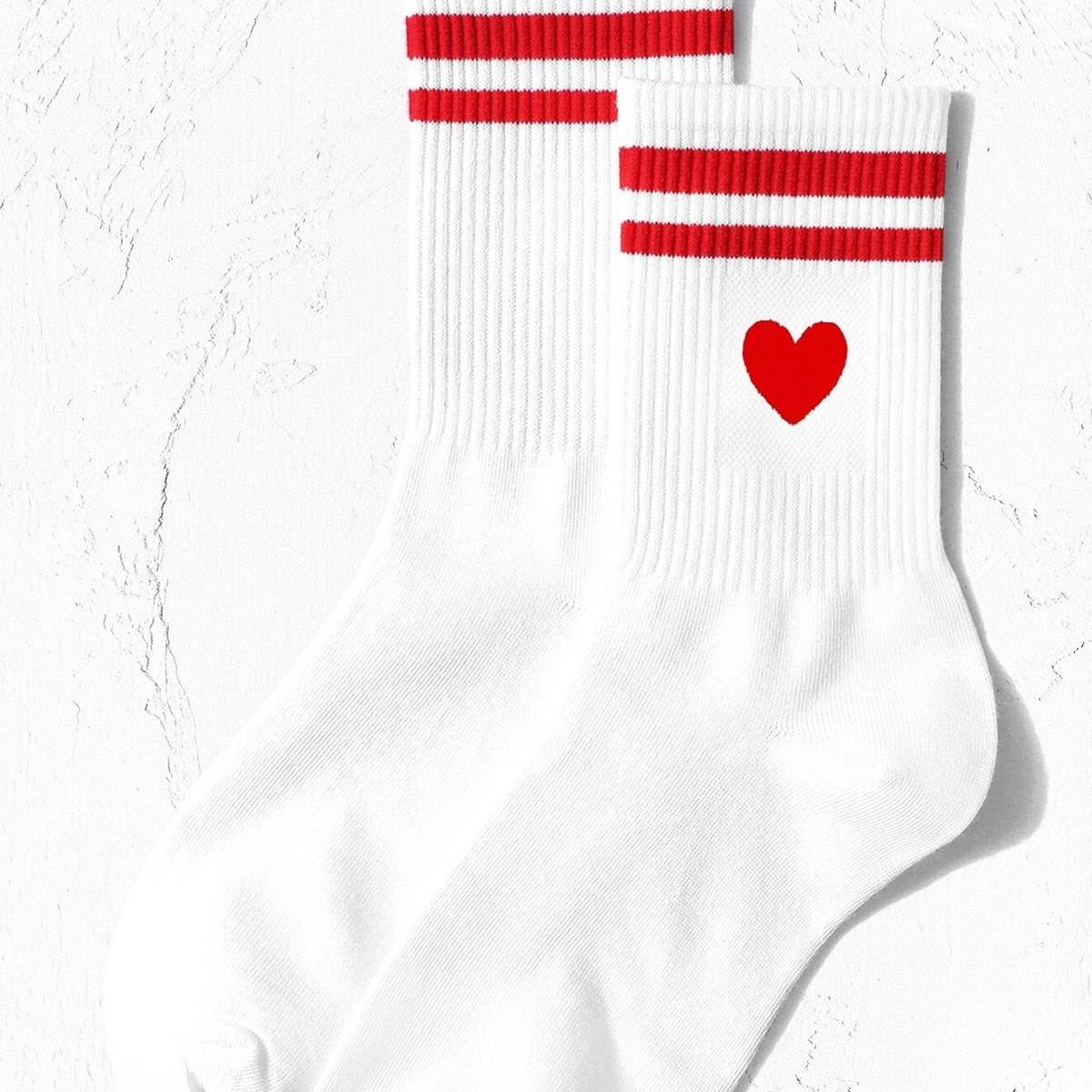 Chinese Brand women s Crew Socks with White Heart and Stripes Comfortable Breathable Moisture Wicking College Sport Style 