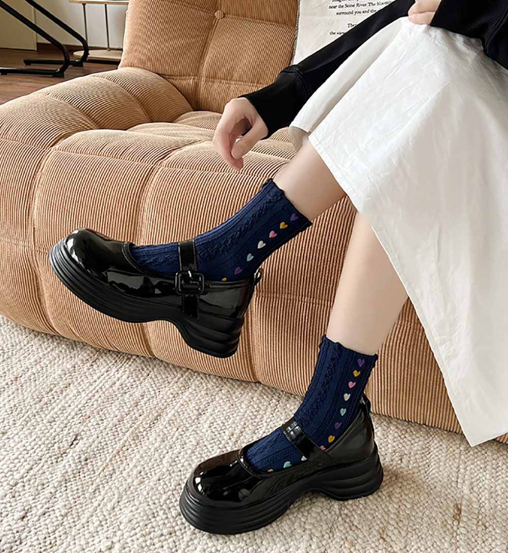 OEM Factory women Cotton Loose No Pilling Socks Knitting Rib Thin Spring Winter Female Sock High Tube Streetwear Soft Casual 