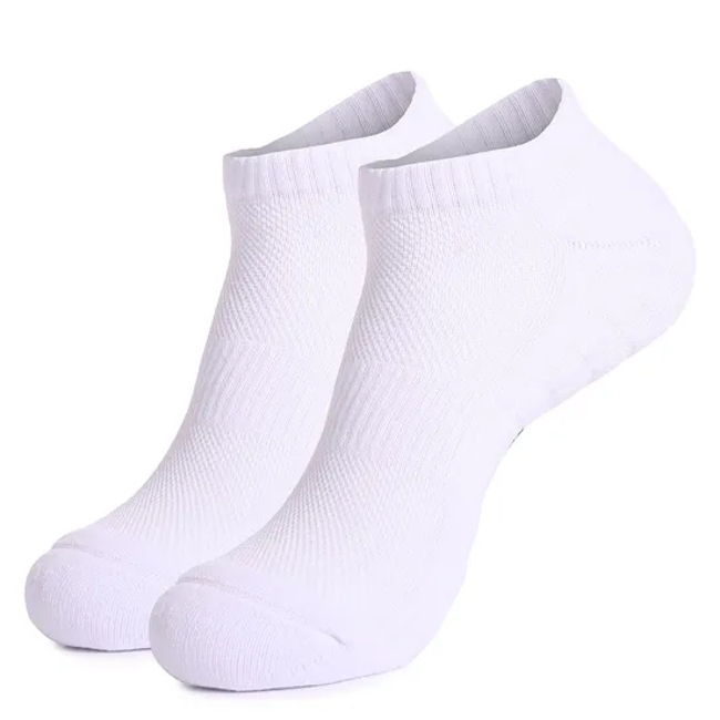 New Fashion Sustainable Basketball Ankle Socks with Customized Logo Crew Football Socks for Man Design Your Logo Socks with High Quality