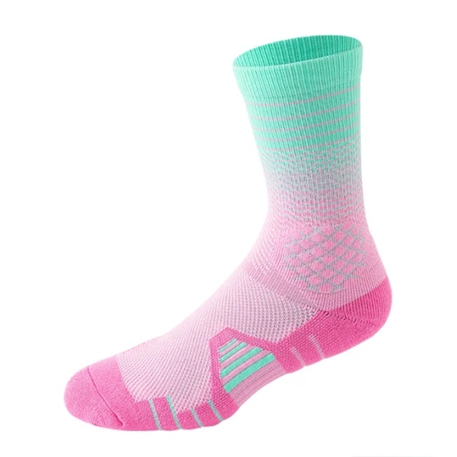 Spring Outdoor Basketball Towel Bottom Sports Grip Socks for Men