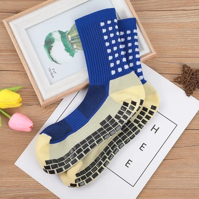 Low Price Women Cotton Multi Color Wholesale Cartoon Crew Socks Men Women Children Cotton Customized Logo Socks Cotton Men and Women Ankle Socks