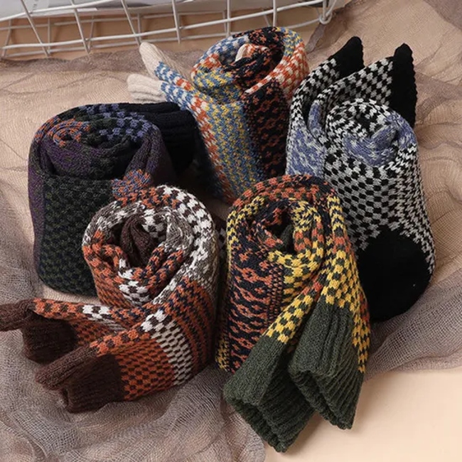 Crew Women′s MID-Calf Socks Cotton Socks Customized Winter Warm Socks