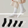  Custom Quick Dry White Black Cotton Women Men Athletic Sports Socks With Custom Logo