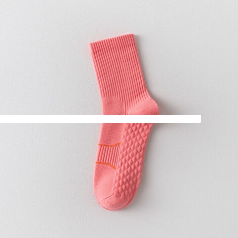 Hot sale Professional outdoor sports anti skid socks workout running