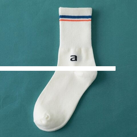 Top Quality Crew Combed Cotton Sport Socks Custom Logo Letter Jacquard Design Fashion Socks