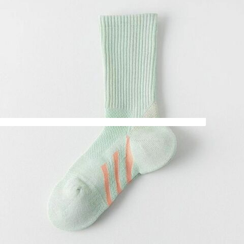 OEM Factory Price Fashion Spring Cotton Nylon Fabric Custom Logo Sport Socks Unisex Mid Calf Athletic Socks