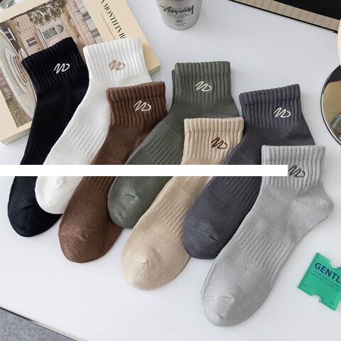 Wholesale Winter Top Quality Combed Cotton Sport Ankle Socks Custom Jacquard Embroidery Design Socks