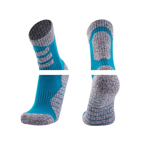 Breathable Sports Socks with Custom Thickness for Optimal Warmth