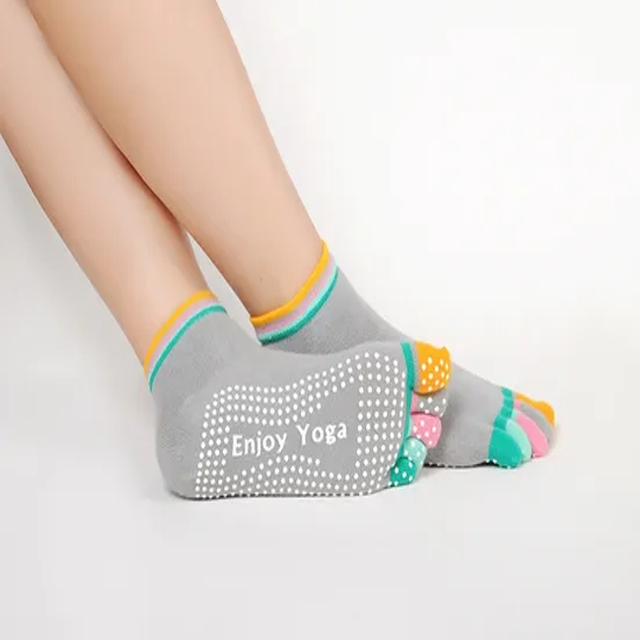 Customized New Women′s Heel Glued Anti Hua Yoga Socks, Healthy Sports Five Finger Split Toe Socks, Five Finger Socks