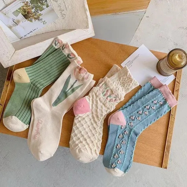 Custom Wholesale Floral Cute Fashionable Warm Socks