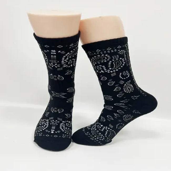 High Quality Wholesale Men Women Custom Logo Cotton Socks New Fashion Style Crew Socks