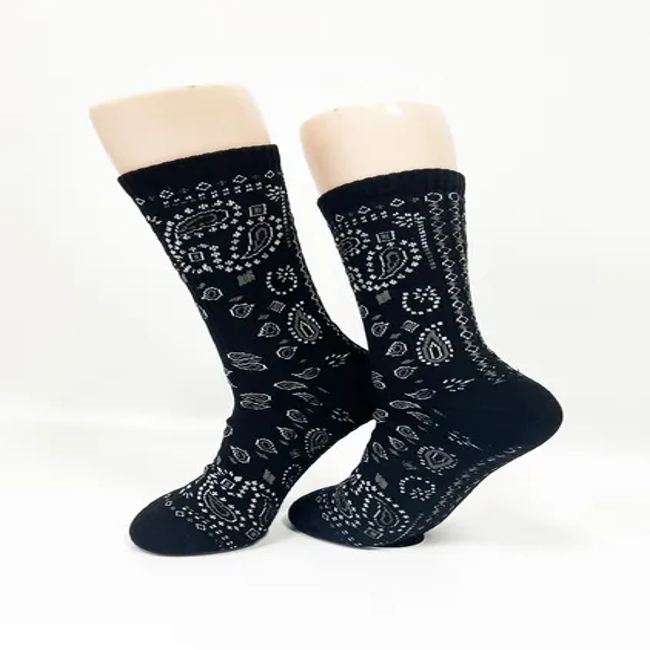 High Quality Wholesale Men Women Custom Logo Cotton Socks New Fashion Style Crew Socks