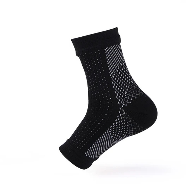 Compression Socks Sports Running Sweat Absorbing Breathable Hiking Basketball Ankle Open Toe Elastic Heel Socks for Women Men