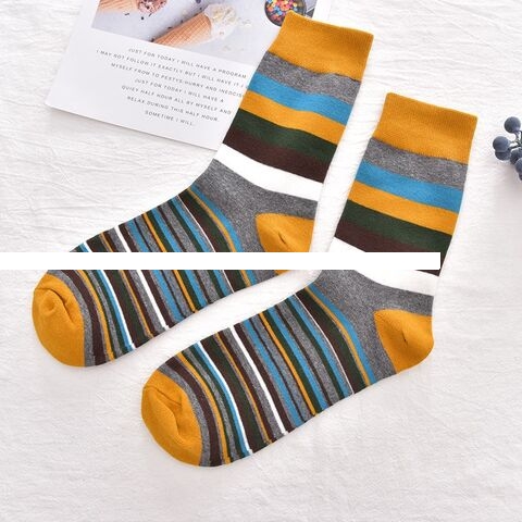 Plain color men s cotton crew socks