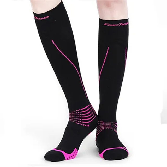 Nylon Sports Knitted Sports Compression Socks for Feet Health