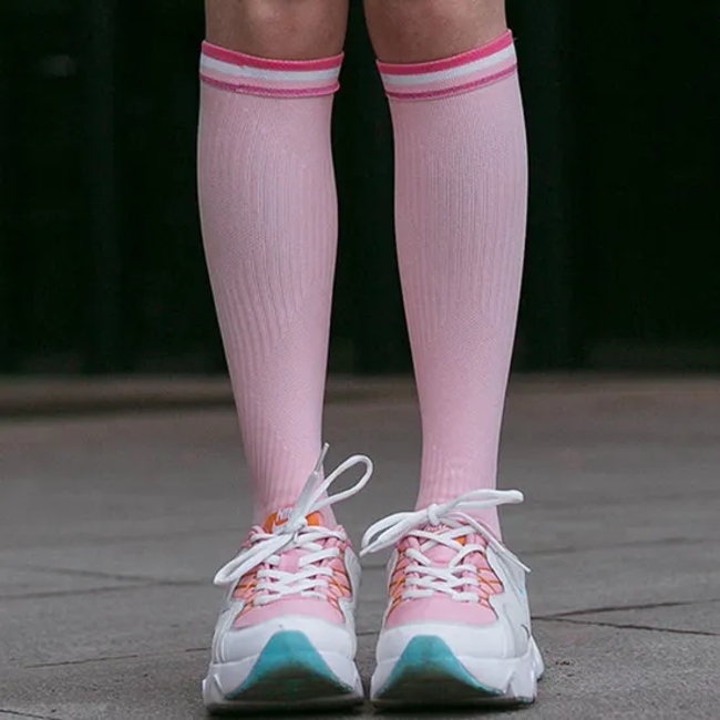 Custom Logo Cotton Compression Antislip Knee High Athletic Socks Football Tennis Golf Women Sport Sock