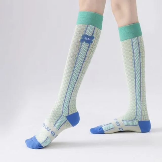Fashion OEM Nylon Men Knee High Cycling Compression Sport Socks