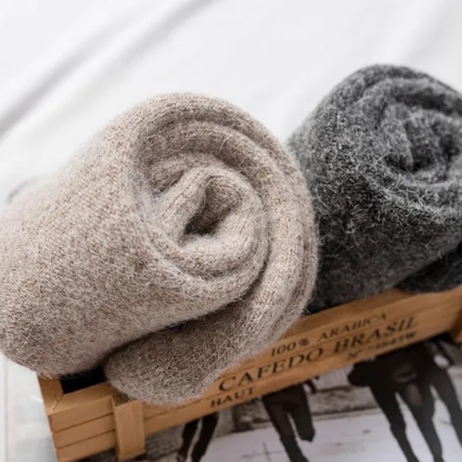 Winter Comfortable Soft Warm Thick Knitting Wool Socks.
