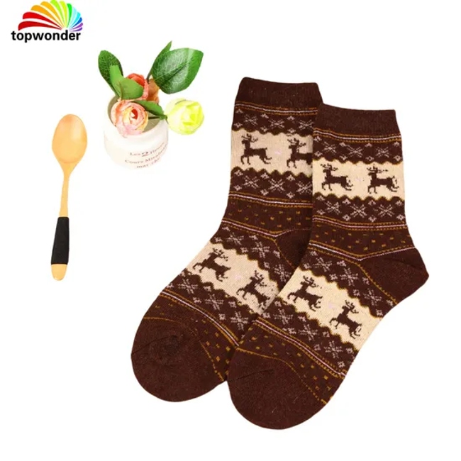 Customize and Wholesale Winter Thick Knitting Christmas Deer Sock in Many Colors and Sizes at Low Prices