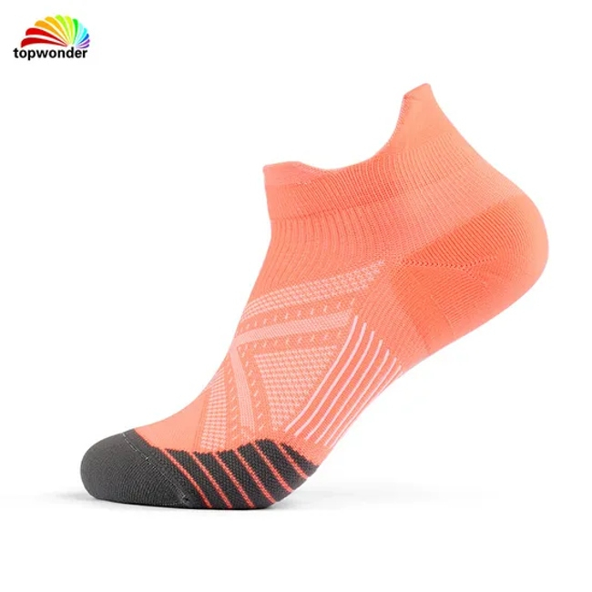 Customize and Wholesale All Sorts of Sports Dry-Fit Compression Fitness Sock in Many Colors at Low Price